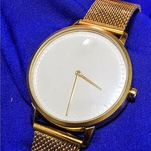 Movado Authentic 35mm Swiss Made Women's Watch Gold Tone Excellent Condition